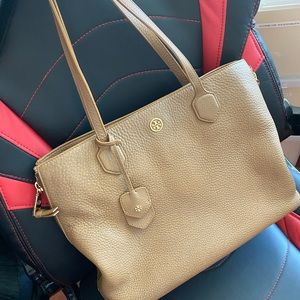 Tory Bruch Camel Leather Tote bag